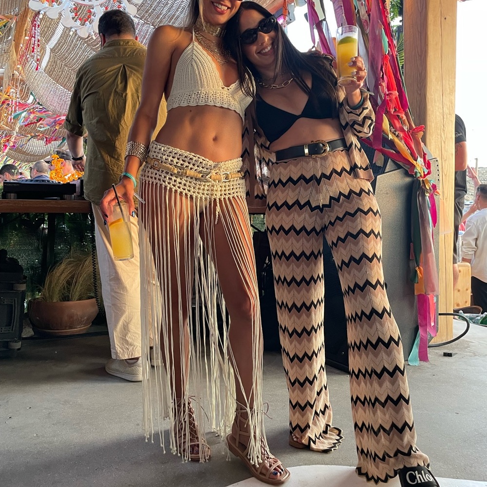MNG Set - Picture 2 of 2